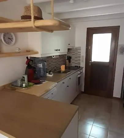 Holiday home Surf & Chill 69, Quiet Oasis With Community Swimmingpool