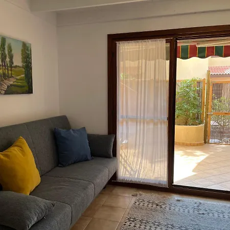 Holiday home Surf & Chill 69, Quiet Oasis With Community Swimmingpool *