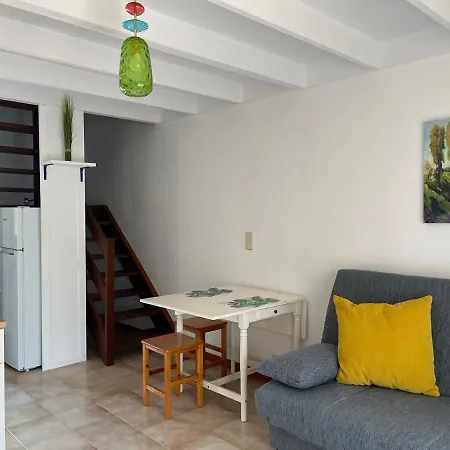 Surf & Chill 69, Quiet Oasis With Community Swimmingpool Holiday home Parque Holandes