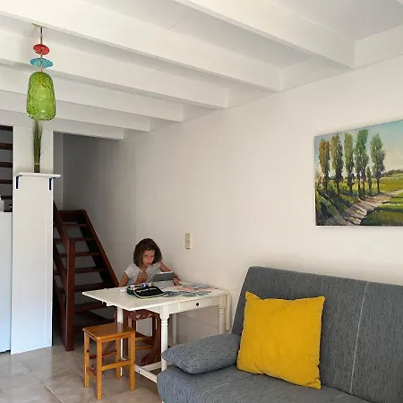 Dom wakacyjny Surf & Chill 69, Quiet Oasis With Community Swimmingpool *