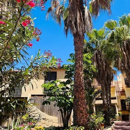 Dom wakacyjny Surf & Chill 69, Quiet Oasis With Community Swimmingpool *